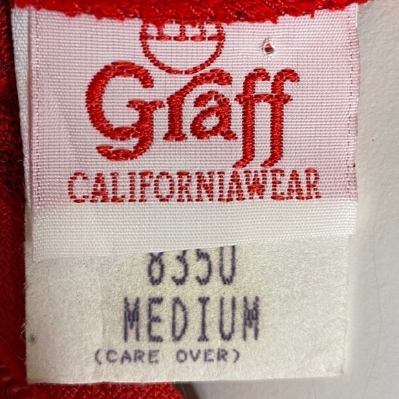 Vintage Graff Cardigan Set in Red Christmas Size Medium - Picture 8 of 9